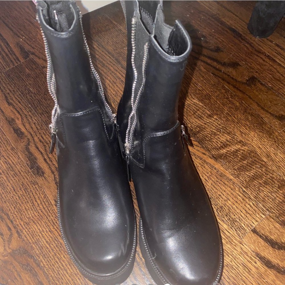 Black ASOS booties - Picture 3 of 3